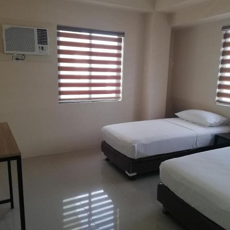 Eon Centennial Express Hotel Iloilo City Dış mekan fotoğraf