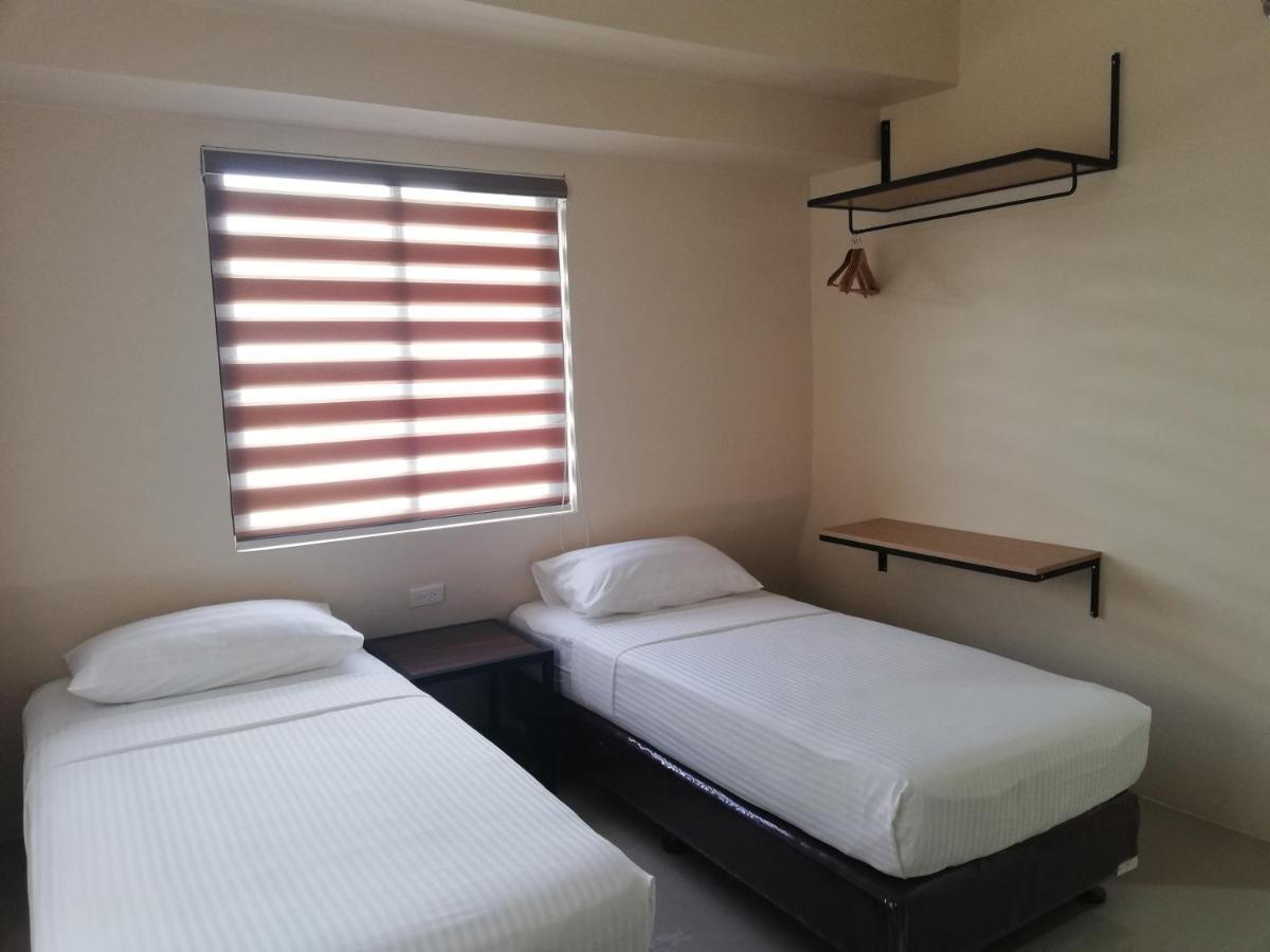 Eon Centennial Express Hotel Iloilo City Dış mekan fotoğraf